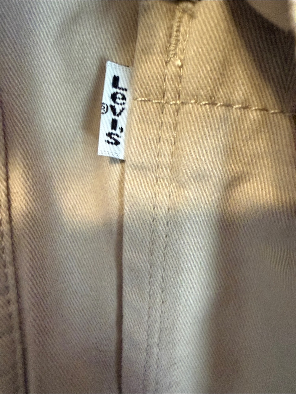 Levi's Light Tan Button-Front Worker Shirt Jacket - Picture 2 of 15